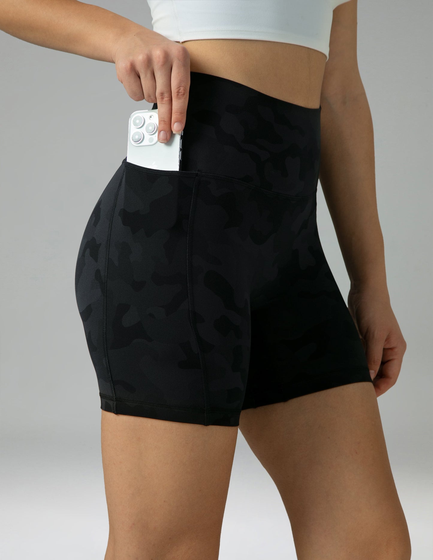 Dreamlux High Waisted No Front Seam 6 Legging Shorts w/Pockets