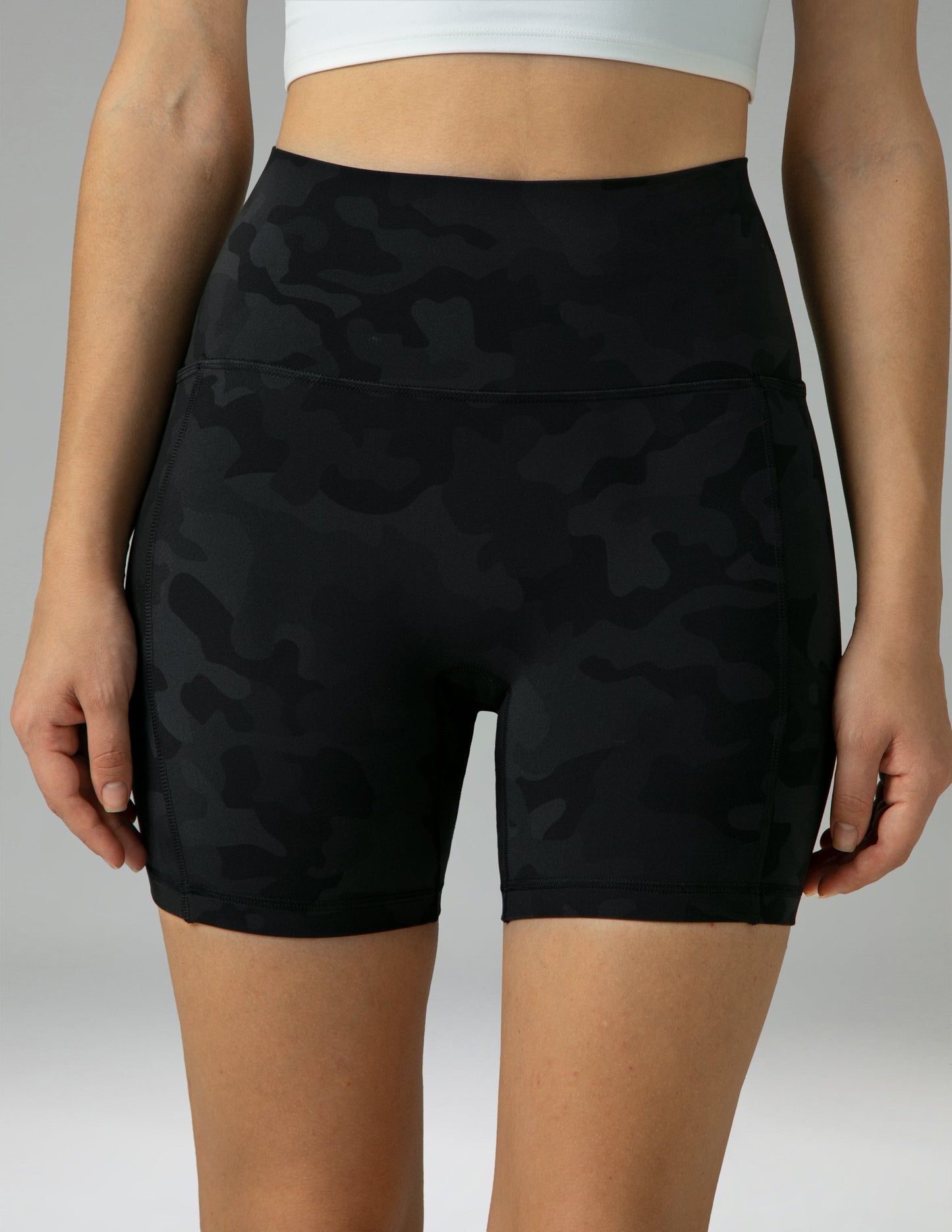 Dreamlux High Waisted No Front Seam 6 Legging Shorts w/Pockets