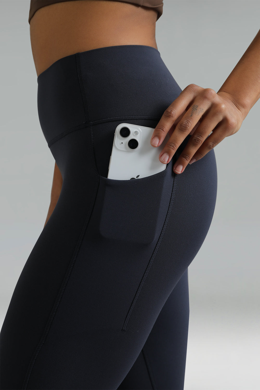 Dreamlux High Waisted No Front Seam Workout 7/8 Leggings w/Pockets